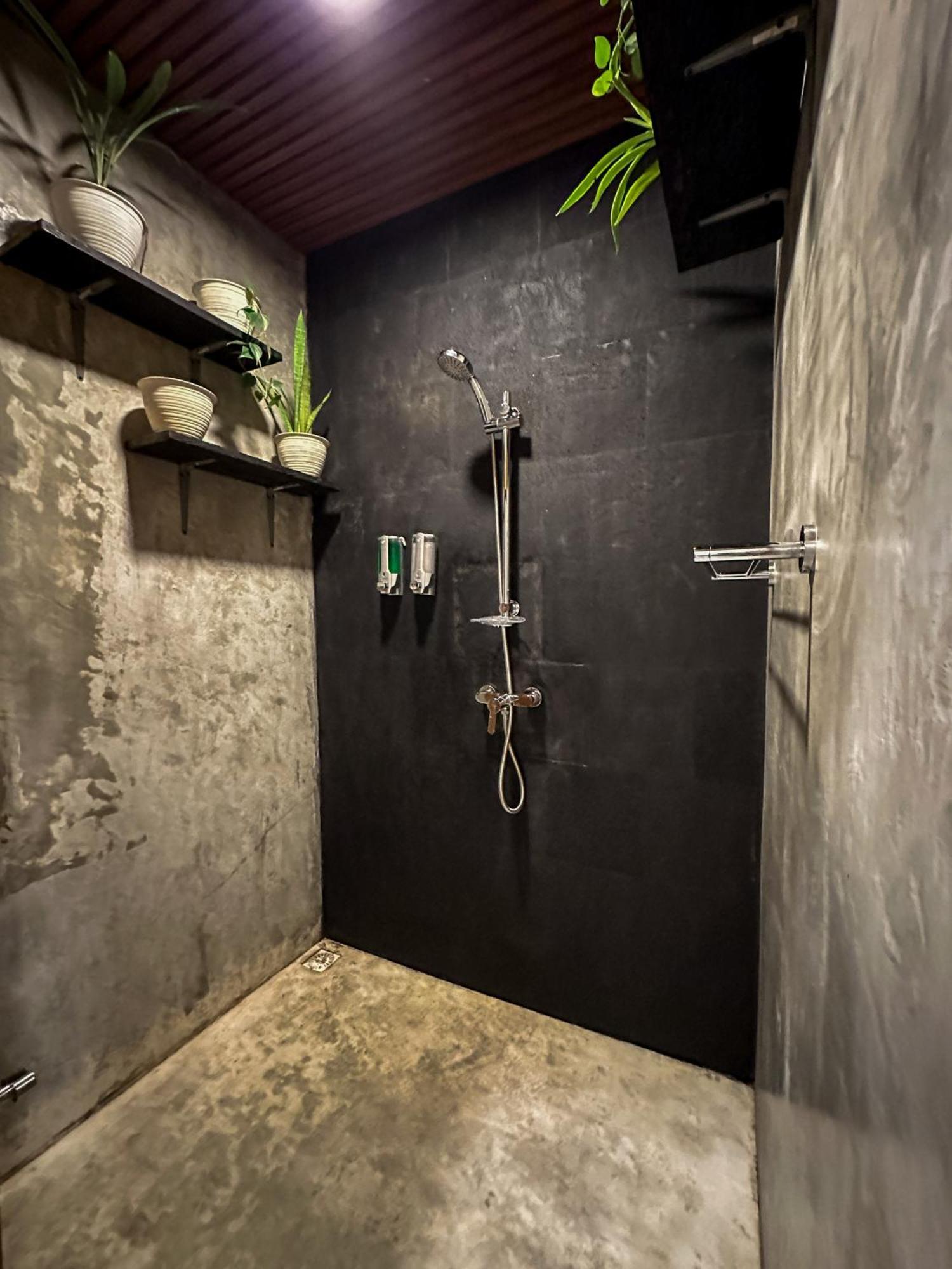 The Farm Hostel Canggu Eksteriør billede